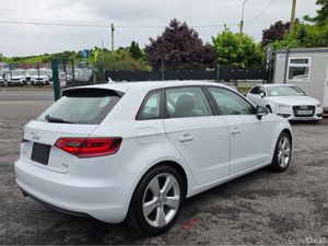 Audi A3 1.4 TFSI - REV CAMERA  - PARKING SENSORS - - Image 4