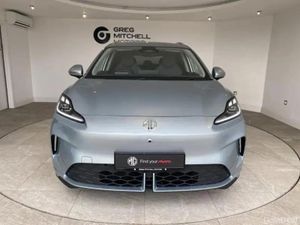 MG MG4 118kW Premium Long Range 54kWh 5dr Auto - Image 2