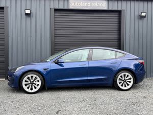 Tesla Model 3 2022 - Image 3