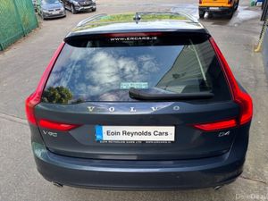 Volvo V90 D4 MOMENTUM 5DR AUTO AUTO LOW KMS VERY G - Image 4