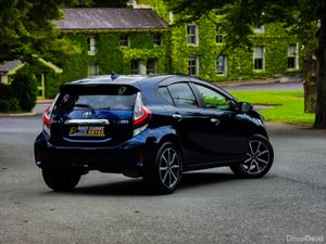 2021 Toyota Aqua 1.5 Petrol Hybrid Auto S Package - Image 3