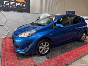 2018 Toyota Aqua - Beautiful color - Low milage - Image 2