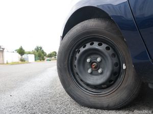 Toyota Vitz Blue - Image 3