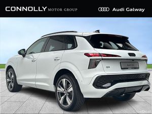 Audi Q3 ** HUGE SPEC **1.5 TFSI S LINE 150 HP A/T - Image 3