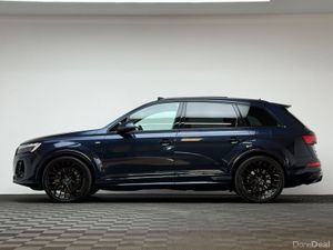 Audi Q7 S LINE 55 TFSI E QUATTRO *PAN ROOF* - Image 4