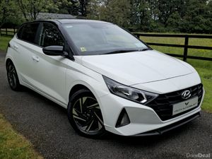 2021 Hyundai i20 Deluxe 2 Tone Low Kms - Image 2
