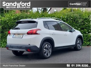Peugeot 2008 1.2 ALLURE**MOONROOF** - Image 4