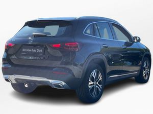Mercedes-Benz GLA 180D Progressive Line Plus Compa - Image 4