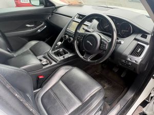 Jaguar E-Pace Manual / Diesel / Leather - Image 3