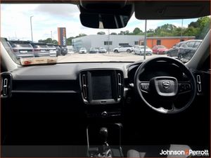 Volvo XC40 D3 150bhp - Image 2