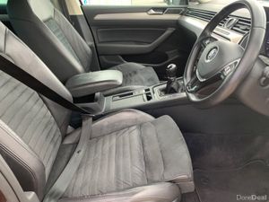 Volkswagen Passat 2017 high line - Image 4