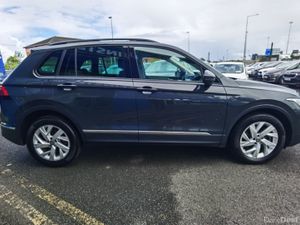 VOLKSWAGEN TIGUAN 1.4 TSI LIFE AUTOMATIC PHEV - Image 4