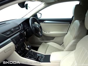 Skoda Superb 1.6 TDI 120bhp Style DSG - Image 4