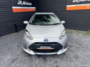 Toyota Aqua 1.5 HYBRID AUTO - Image 2