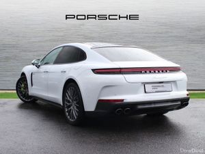 Porsche Panamera 4 E-Hybrid - Image 3