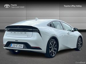Toyota Prius PRIUS PLUG-IN HYBRID - Image 2