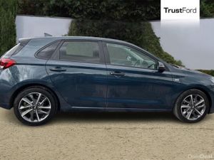Hyundai i30 Premium - Image 3