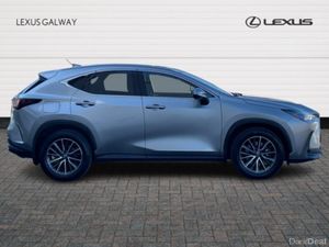 Lexus NX NX 450h+ Executive AWD // Heated Mirrors - Image 3