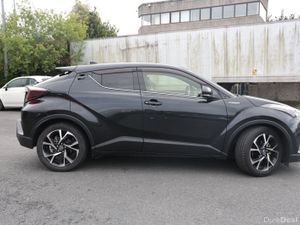 TOYOTA C-HR 2018 Black HYBRID - Image 3