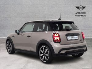 Mini Cooper Cooper Exclusive Auto - Image 3