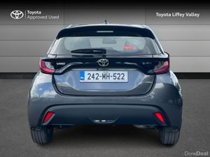 Toyota Yaris YARIS HYBRID LUNA - Image 4