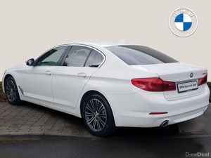 BMW 5-Series 520d SE - Image 2