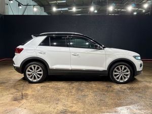 Volkswagen T-Roc 2.0 TDI SPORTS - BLACK HALF LEATH - Image 3