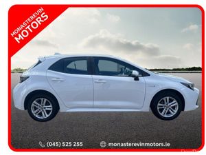 Toyota Corolla HYBRID LUNA H/B AUTO 4DR - Image 3