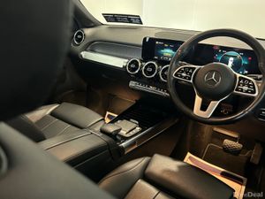 Mercedes-Benz GLB 180 D AUTO 5 5DR - Image 4