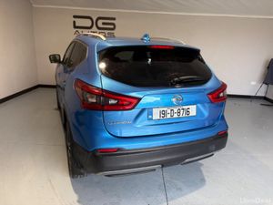 Nissan Qashqai 1.3 SV PREMIUM MY19 4DR - Image 4