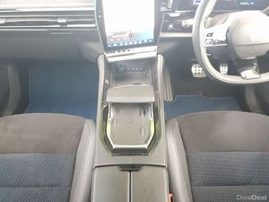 Renault Rafale E-TECH Hybrid 200 Auto esprit Alpin - Image 4