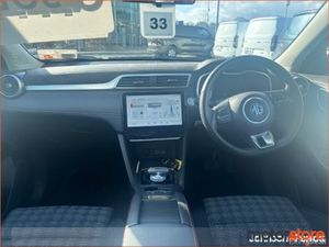 MG ZS Auto Excite **TINY MILEAGE. / HUGE WARRANTY* - Image 4