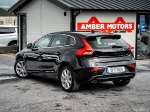 2018 VOLVO V40 D4 AUTOMATIC - Image 2
