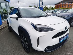 TOYOTA YARIS CROSS 1.5 DESIGN AUTO PETROL HYBRID - Image 3