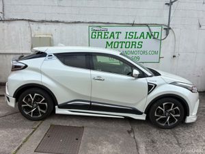 Toyota C-HR 1.8 petrol hybrid automatic - Image 4