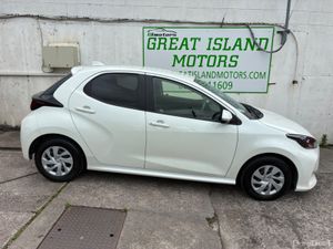 Toyota Yaris 1.0 petrol automatic - Image 4