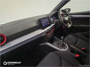 SEAT Arona Hatchback FR - Image 3