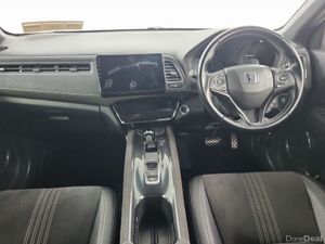 Honda Vezel Hybrid Auto RS EDITION - Image 4