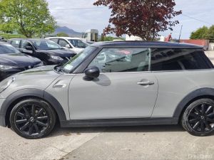 Mini Cooper Cooper D - Image 4
