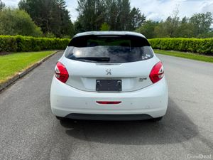 PEUGEOT 208 1.2 AUTO 2014 - Image 4