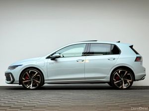 Volkswagen Golf GTE 1.5 PHEV 272HP DSG - Image 4
