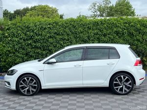 Volkswagen Golf COMFORTLINE 1.2 TSI // APPLE CARPL - Image 3