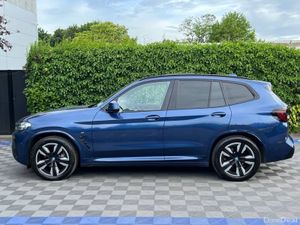 BMW iX3 M-SPORT 80KWH // OPENING PAN ROOF // LEATH - Image 4