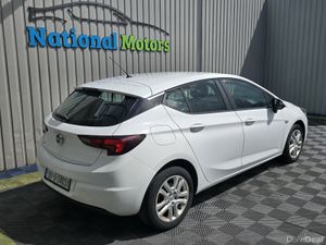 2016 Opel Astra 1.4 Petrol - Image 3