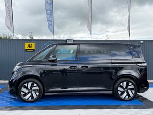 Volkswagen ID.Buzz LIFE - 204BHP - ELECTRIC - AUTO - Image 4