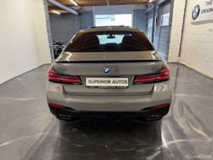 2022 BMW 5-Series 520d Msport PRO Auto - Image 4