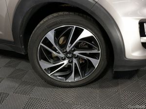 Hyundai Tucson EXECUTIVE PLUS 1.6L DIESEL SUV - Image 3