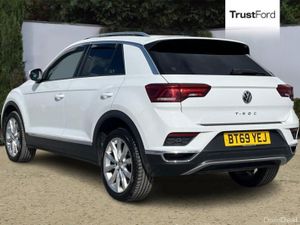 Volkswagen T-Roc SEL - Image 2