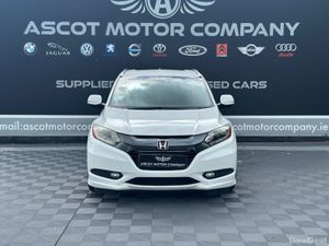 Honda Vezel 2015, Hatchback, 1.5L Petrol Hybrid - Image 2