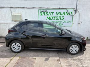 Toyota Yaris 1.5 petrol automatic hybrid - Image 4